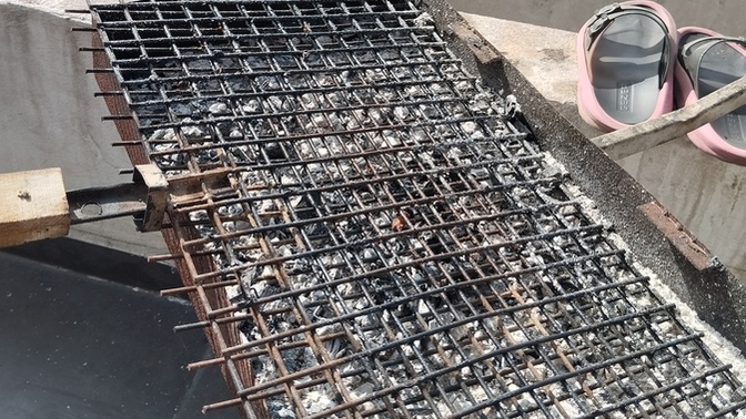 Bu mangal çok pis diyen kızı kovdum akşam. İyi yapmışmıyım sizce?