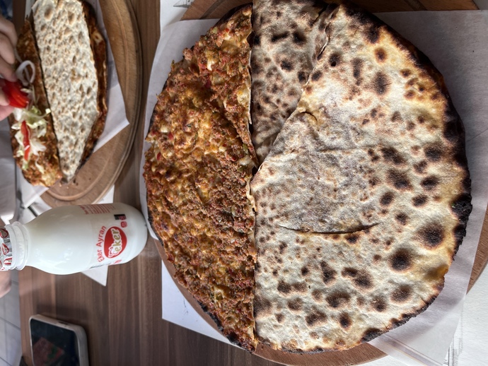 Lahmacun sever misiniz KS üyeleri?