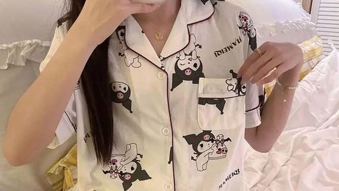 Pijama takımı ile dışarı gezmeye çıkar mısınız?