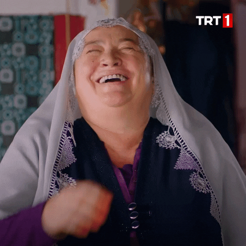 Elleri de kınalı🤗