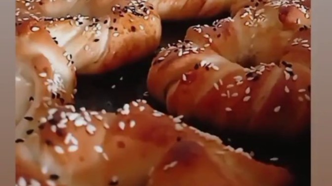 Simitin yanına hangi içecek güzel gider?