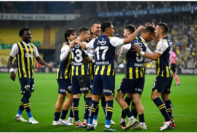 Spartak Trnava - Fenerbahçe maç sonucu tahmininiz nedir?