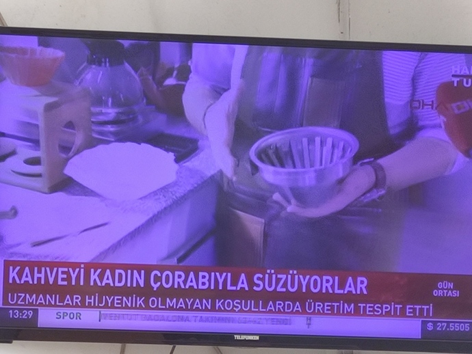 Yeni trend hayırlı olsun. Var mı ince çorabını satmak isteyen?
