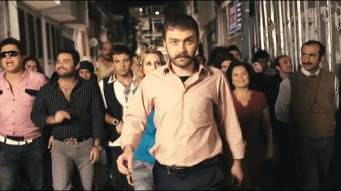 Başkalarının hayatına karışır mısın?