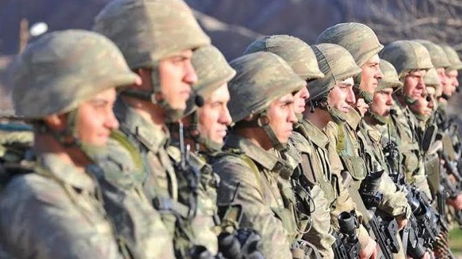 Sevgilim yarın askere gidecek, ona kağıt halinde resmimizi vermeyi düşünüyorum. Orada sorun olur mu?