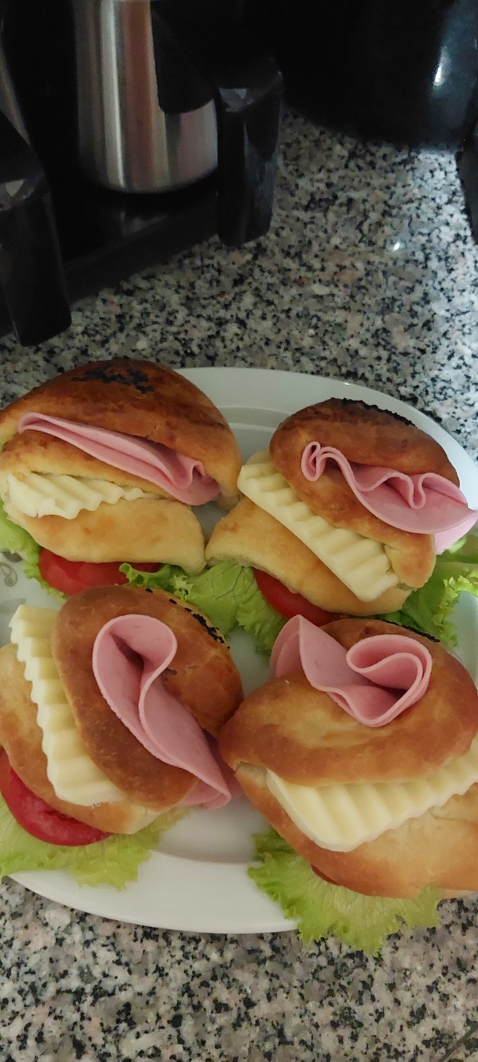 Kahvaltınızda hamur işi seviyor musunuz?