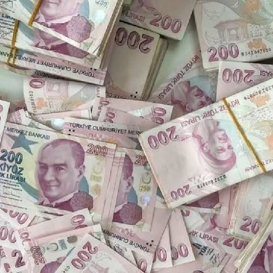 Paradan daha önemli şeyler söyler misiniz?