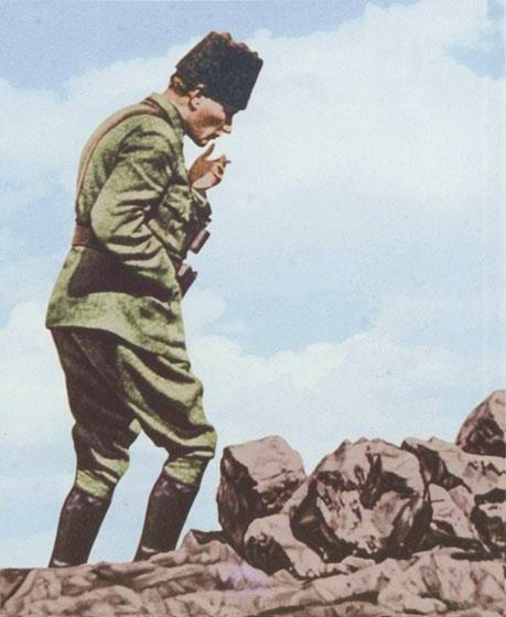 En sevdiğiniz Atatürk fotoğrafı hangisi?