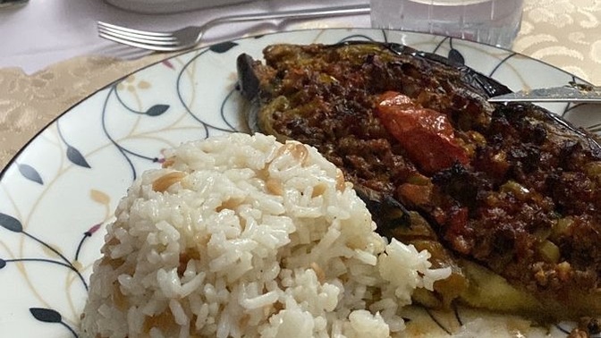 Her öğünde neden etli bir şeyler yemezsek ölecekmiş gibi davranıyoruz?