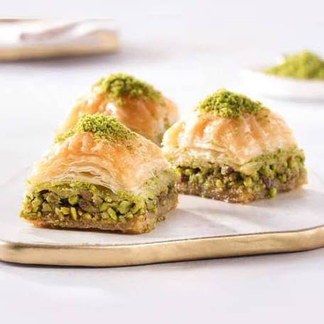 Soğuk baklava mı yoksa fıstıklı baklava mı?