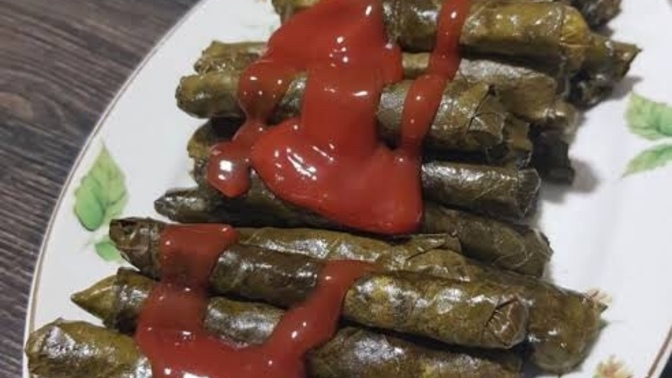 Sarmaya ketçap sıkılır mı?