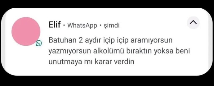 Alkollüyken eski sevgilinizi aradığınız oldu mu?