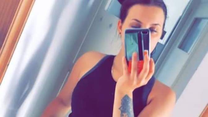 Bugün spor salonunda deri taytlı birini gördüm, sizce deri taytla spor yapılır mı?