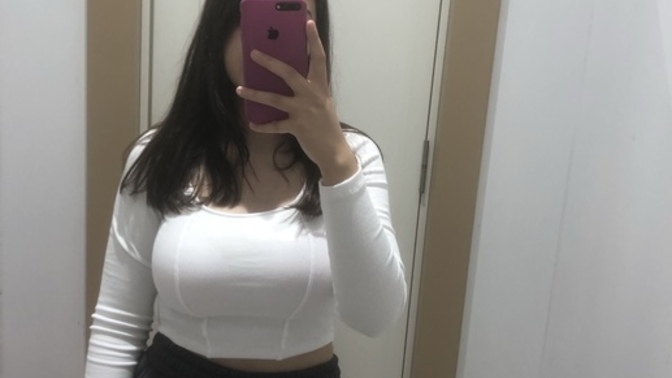Üzerimdeki bluz nasıl, almalı mıyım?