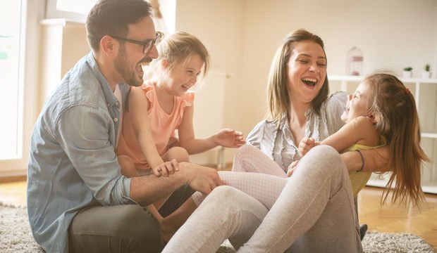 İyi bir aile inşa etmek sizce zor mu?