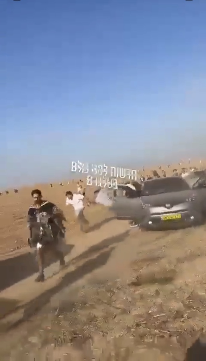 Savaş alanlarında neden toyota araçları var hep?