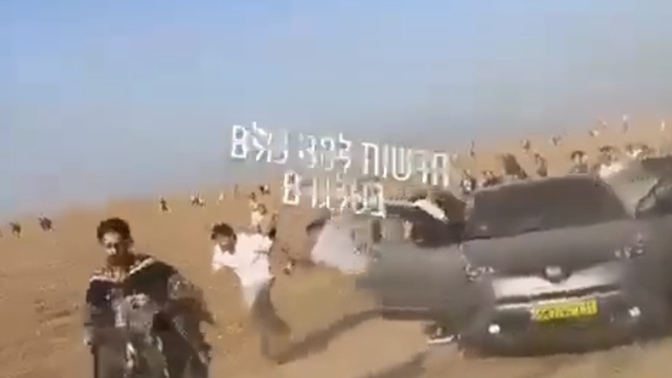 Savaş alanlarında neden toyota araçları var hep?