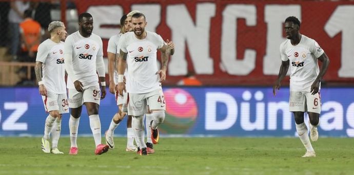 Antalyaspor 0 - Galatasaray 2! Sarı kırmızılılar üst üste 7inci galibiyetini aldı! Maçı nasıl buldunuz?