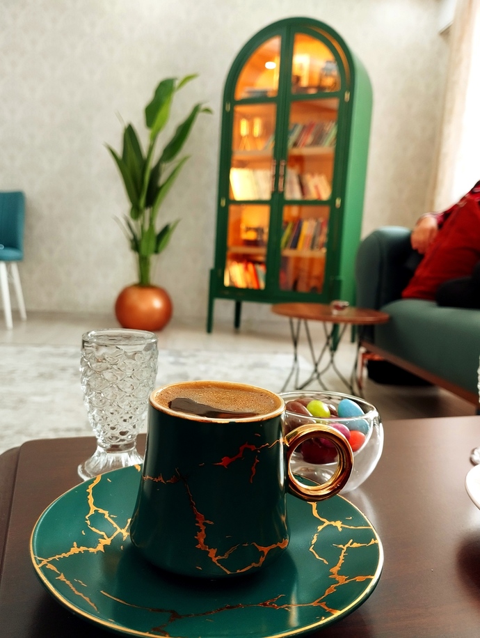 Kahve/çay içerken story atar mısınız?