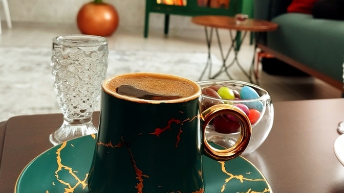 Kahve/çay içerken story atar mısınız?