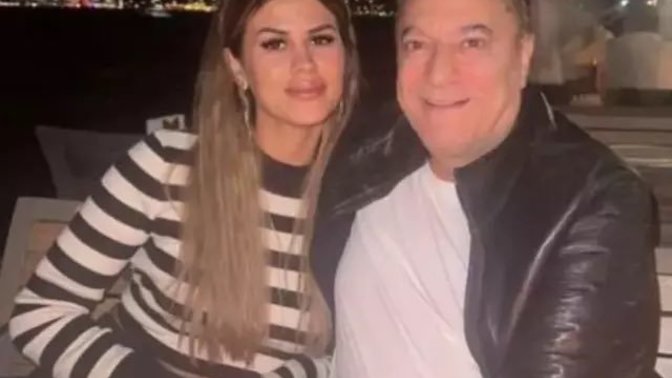 Mehmet Ali Erbil, kendinden 42 yaş küçük sevgilisi ile evleniyor! Para aşkın kapısını mı açıyor?
