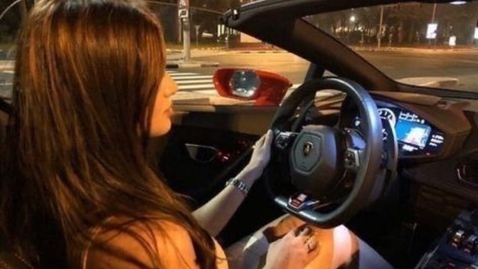 Araba kullanırken yavaş ve sakin mi yoksa hızlı ve agresif mi olursunuz?