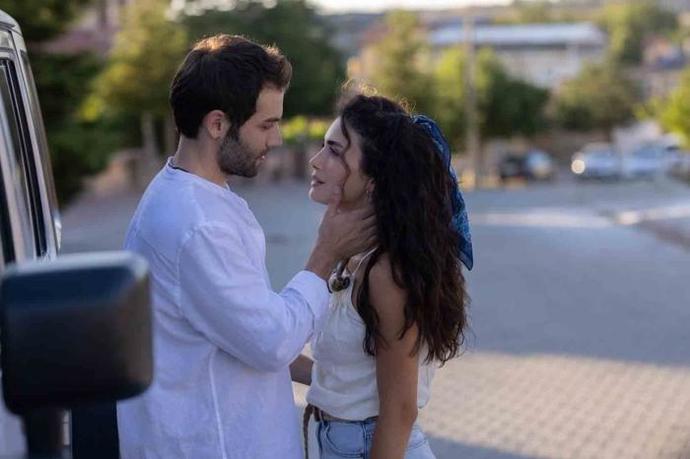 “O” kişiye aşık olduğunu nasıl belli edersin?