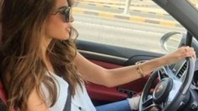 Karşı cinsin araba sürmesinden haz duyanlar var mı?