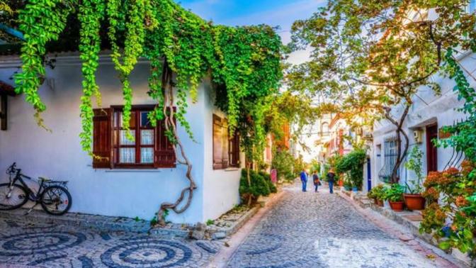 Sadece bir haftalığına ücretsiz tatil yapma hakkınız olsa, yurt içinde nereye giderdiniz?