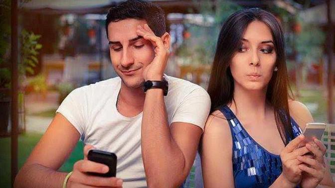 Eşinizden telefonunu istediğiniz an vermez ise ondan şüphe eder miydiniz?