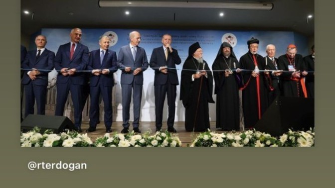 Filistin'in Mescidi Aksa için mücadele ettiği günlerde Recep Tayyip Erdoğan ın Kilise açmasını doğru buluyor musunuz?