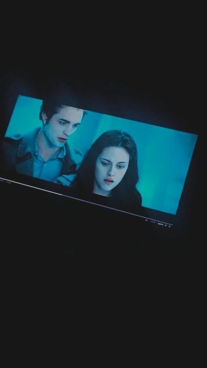 Seninle film izlenir mi?