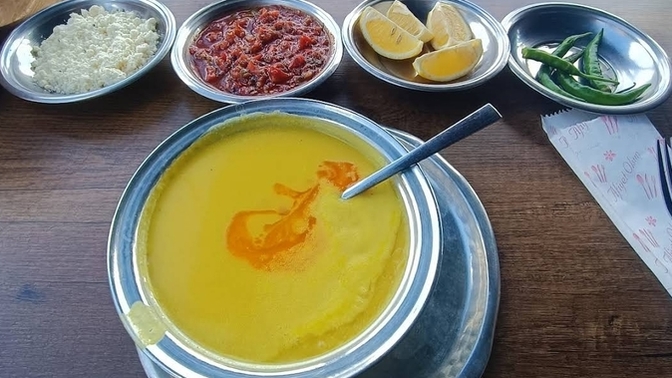 Mercimek çorbasına limon sıkar mısınız?