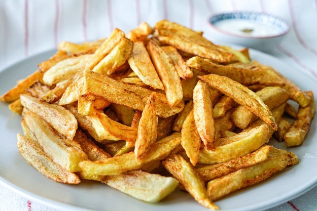 Patates kızartması mı elma dilim patates mi?