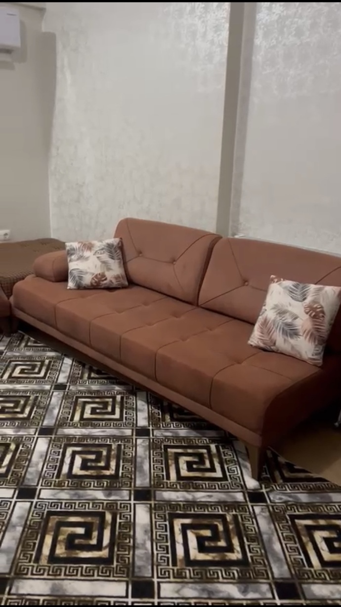 1yıl kullanılmış yatak odasını kullanır msınız?
