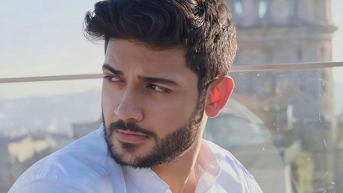 Kirli sakal erkeği bir adım öne mi taşır?