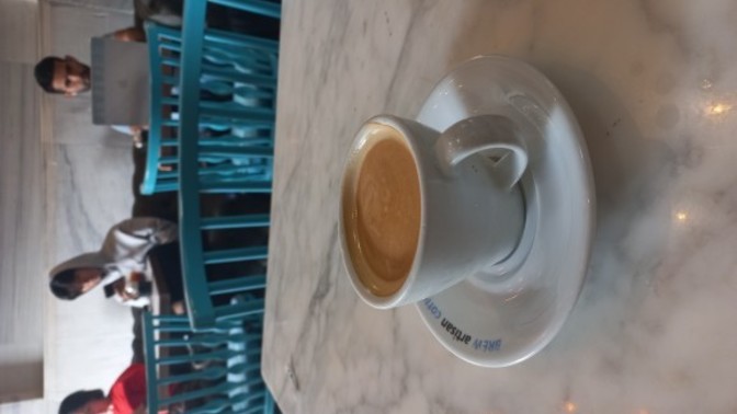 Arkadaşlar bu kahveye 165 tl ödedim normal mi?