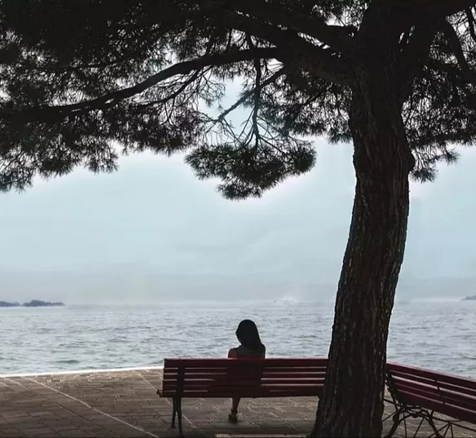 Sen uzun zamandır nesin?