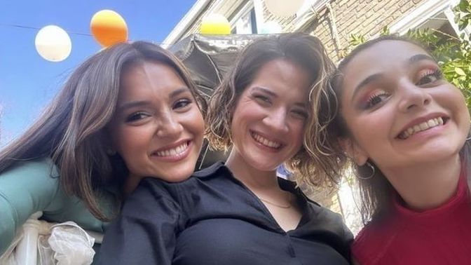 Olduğunuz yaşa göre mi yaşıyorsunuz yoksa daha büyük gibi mi davranıyorsunuz?