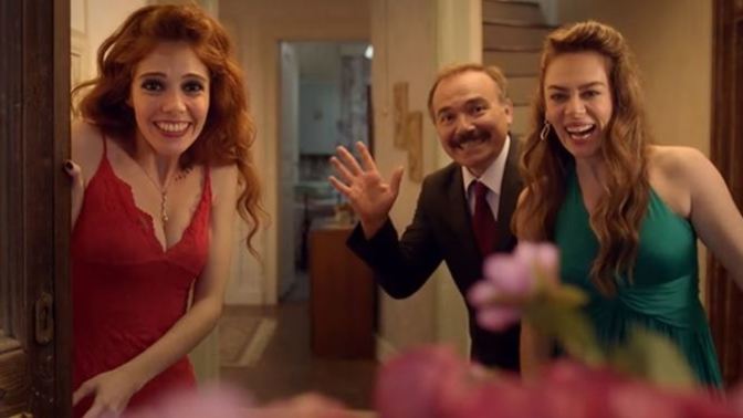 Annem ve babam ayrı ve farklı kişilerle evliler. Nişanım hangi evde olmalı?