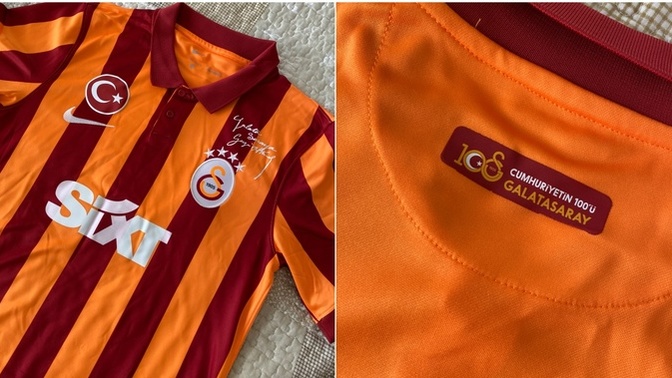 Galatasaray'ın Cumhuriyetin 100. yılına özel tasarladığı formayı aldım. Harika değil mi?