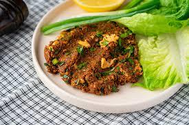 Yumurtalı çiğ köfte olur mu? Çiğ köfte yumurtalı mı yenir, yumurtasız mı?