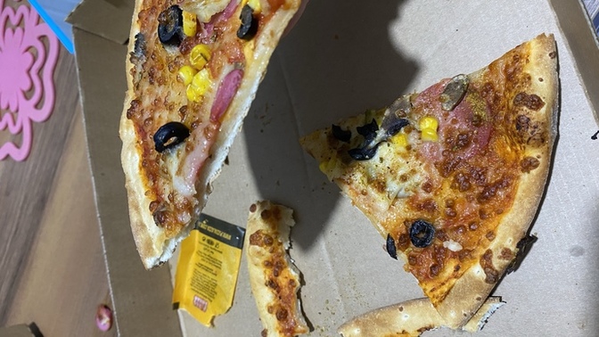 Bu pizza hamuru normal mi?