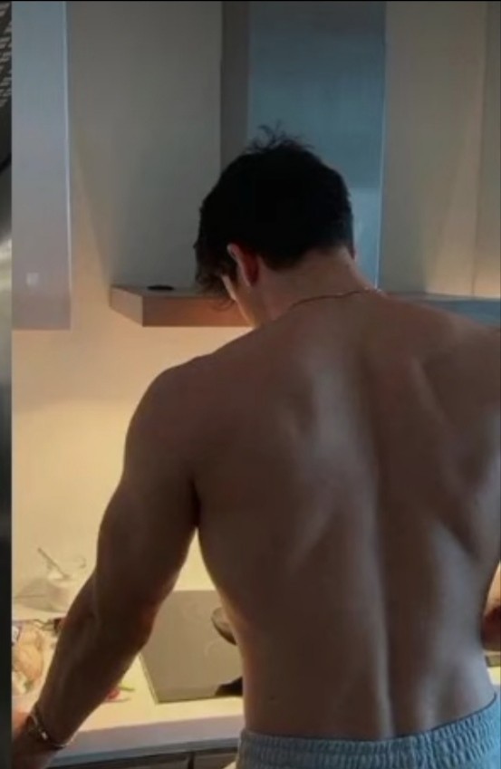Erkekler bu sırtı yapmak çok mu zor?