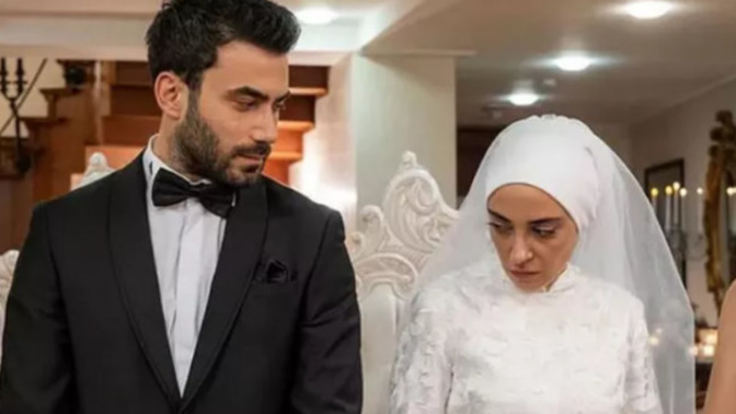 Kızılcık Şerbeti dizisindeki sahne tepki çekti! Sizce dizideki olaylar gerçeği yansıtıyor mu?