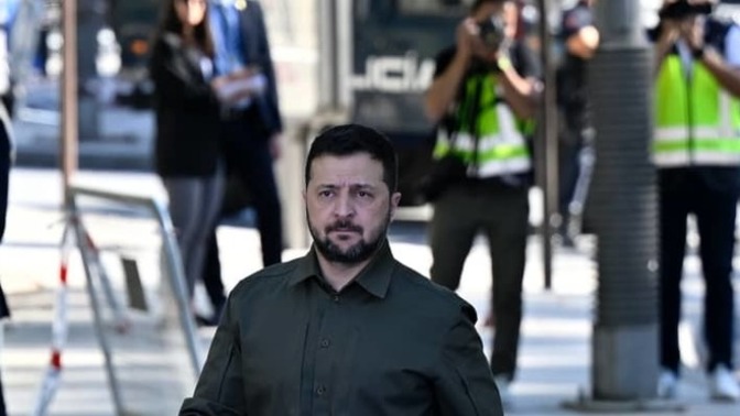 Zelenski, ‘gıda ve temiz su hakkı’nı Gazze’de unuttu. Ateş sadece düştüğü yeri mi yakıyor?