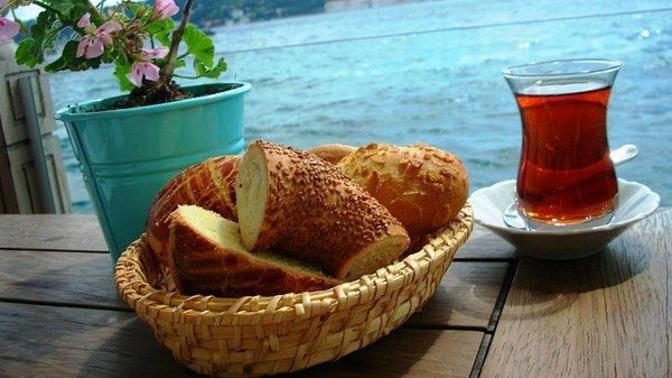 Simit ile çay mı daha iyi gider yoksa ayran mı?