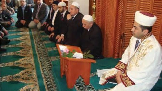 An itibariyle toplu dua zinciri başlatıyorum herkes için💃Gidenler geri dönsün sevenler kavuşsun artık diyen kaç kişiyiz?