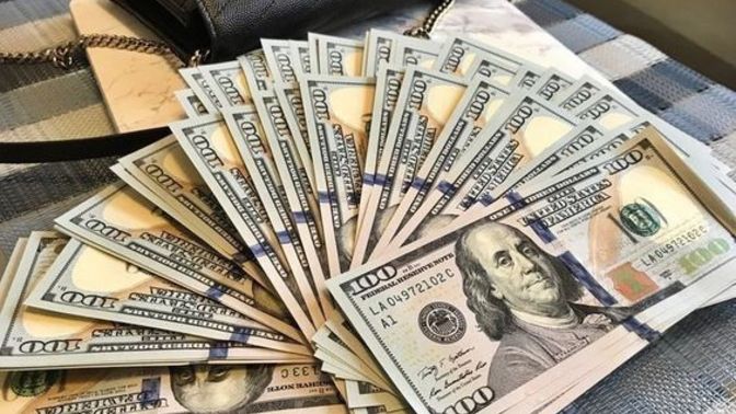 En karlı yatırım sizce hangisi altın mı, dolar mı, hisse senedi mi?