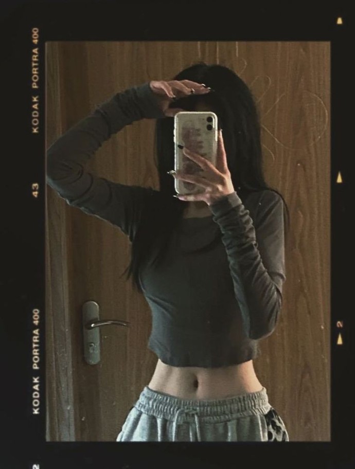 Crop giyiyorum ama?